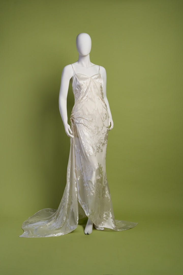 Abito da sposa in pura seta